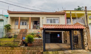 house em Rua Professor Abílio Azambuja, Jardim do Salso - Porto Alegre - RS