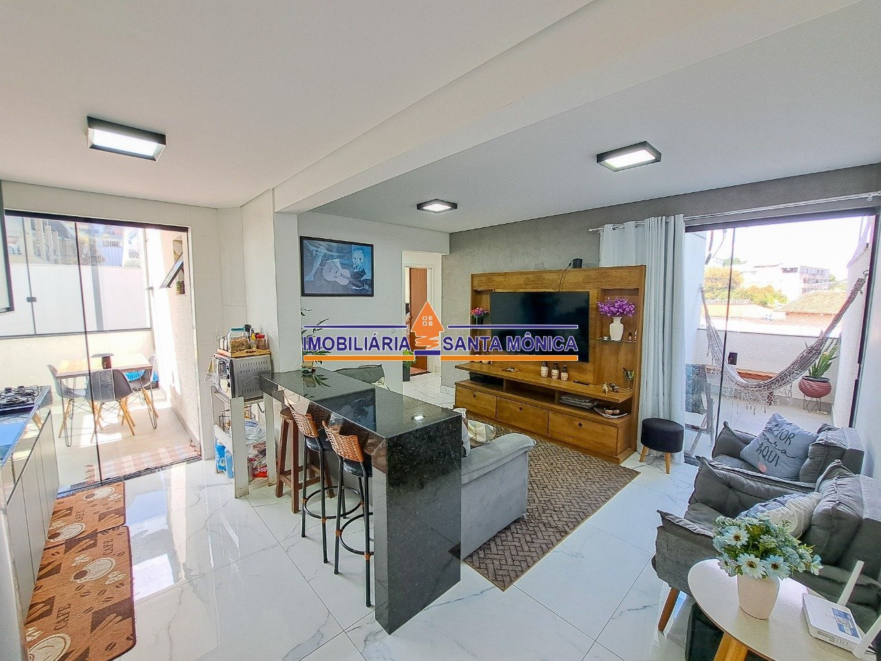 Apartamento com 3 quartos — Céu Azul, Belo Horizonte