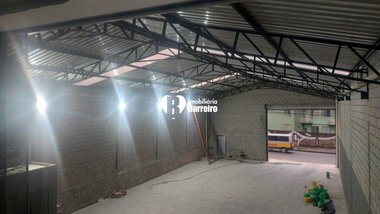 industrial em Rua Bráulio Gomes Nogueira, Tirol (Barreiro) - Belo Horizonte - MG