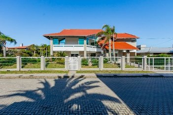 house em Rua Rio Carreiro, Centro - Xangri-Lá - RS