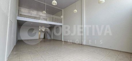 business em Avenida Cesário Alvim, Nossa Senhora Aparecida - Uberlândia - MG