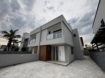 house em Arco-Íris, Carianos - Florianópolis - SC