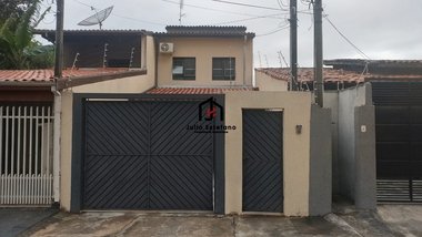house em Rua Carmem Miranda, Bela Vista - Pindamonhangaba - SP