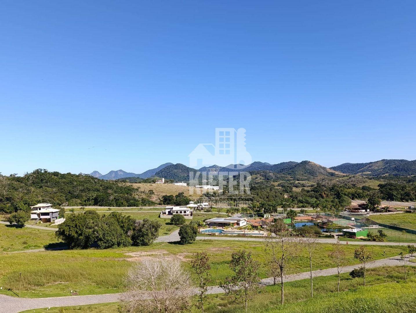 TERRENO EM CONDOMINIO