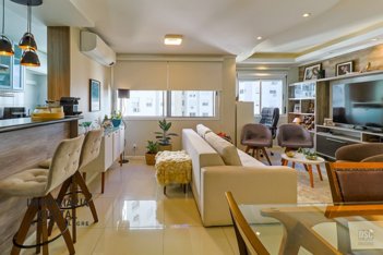 apartment em Avenida Dom Cláudio José Gonçalves Ponce de Leão, Vila Ipiranga - Porto Alegre - RS