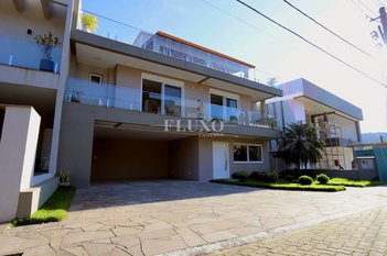 house em Ivo Walter Kern, Hípica - Porto Alegre - RS