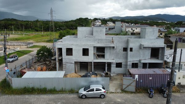 Cômodo Condomínio
