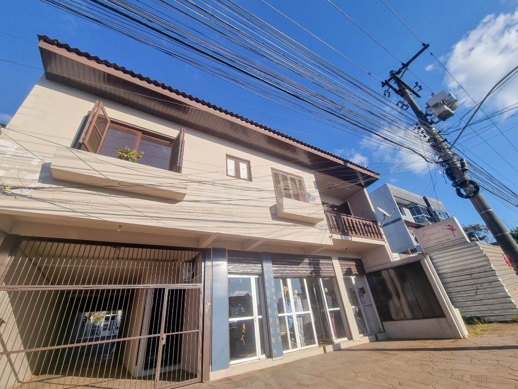 02 FACHADA