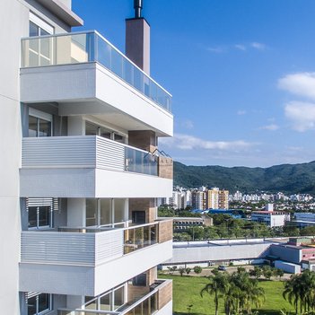 apartment em Admar Gonzaga, Itacorubi - Florianópolis - SC