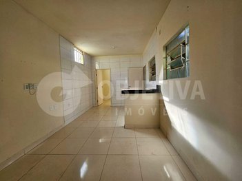 house em Avenida Levino de Souza, Brasil - Uberlândia - MG