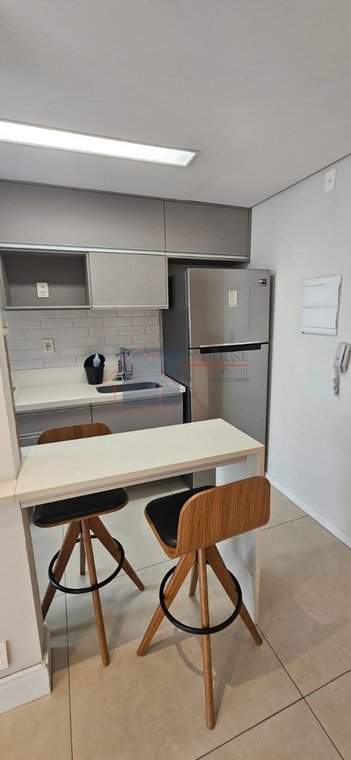apartment em Rua das Margaridas, Jardim das Acácias - São Paulo - SP
