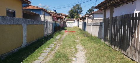 house em Rua Prefeito Waldir da Silva Lobo, Morro do Milagre - São Pedro da Aldeia - RJ