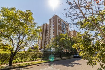 apartment em Rua General Francisco de Paula Cidade, Chácara das Pedras - Porto Alegre - RS