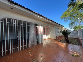 house em Rua Paim, Parque das Laranjeiras - Maringá - PR