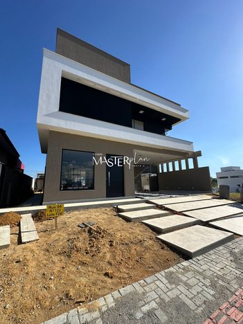 house em Avenida da Augusto de Carvalho, Parque Ipiranga - Resende - RJ