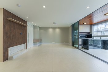 apartment em Rua Alferes Ângelo Sampaio, Batel - Curitiba - PR