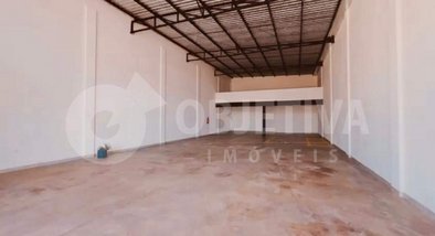 industrial em Avenida Cesário Alvim, Custódio Pereira - Uberlândia - MG