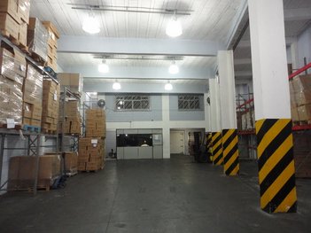 industrial em Rua Anunciata de Lúcia, km 18 - Osasco - SP