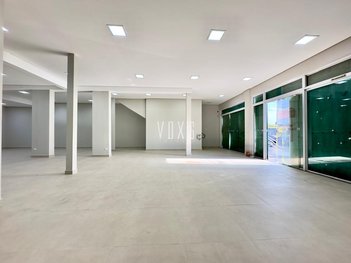 commercial_property em Rua São José dos Pinhais, Sítio Cercado - Curitiba - PR