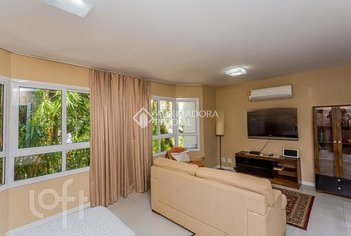 apartment em Rua General Auto, Centro Histórico - Porto Alegre - RS