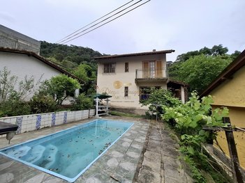 house em Rua Amador Godinho de Oliveira, Meudon - Teresópolis - RJ