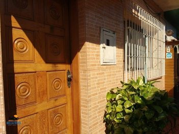 house em Rua Alberico Robillard de Marigny, Vila Cascatinha - São Vicente - SP