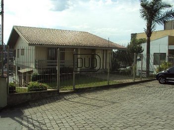 house em Rodovia BR-116, Sagrada Família - Caxias do Sul - RS