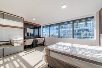 apartment em Avenida Carlos Gomes, Auxiliadora - Porto Alegre - RS