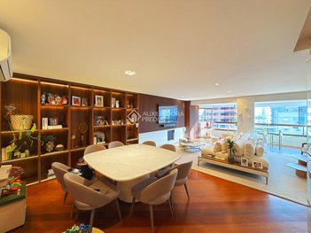 apartment em Rua Carvalho Monteiro, Petrópolis - Porto Alegre - RS