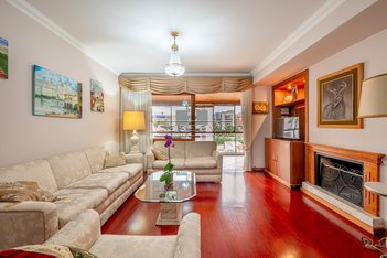 apartment em Rua Carlos Trein Filho, Auxiliadora - Porto Alegre - RS
