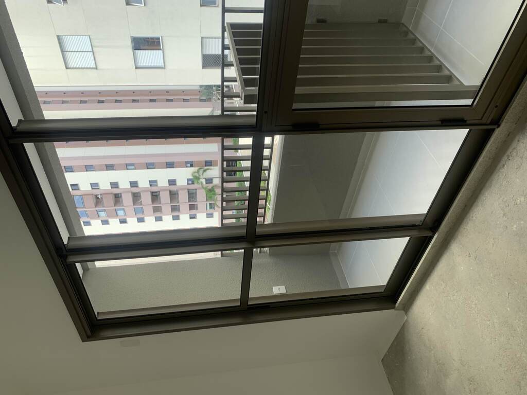 img2
