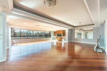 apartment em Rua Carlos Trein Filho, Auxiliadora - Porto Alegre - RS
