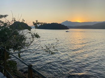 house em Rua Itapirapuá, Pontal (Cunhambebe) - Angra dos Reis - RJ