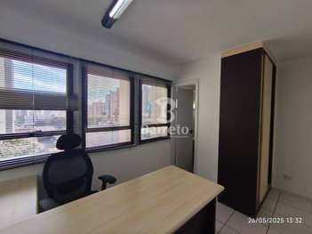office em Rua Senador Souza Naves, Centro - Londrina - PR