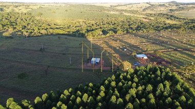 agricultural em Rua Ovídio Bradamante Toledo, Tubalina - Uberlândia - MG