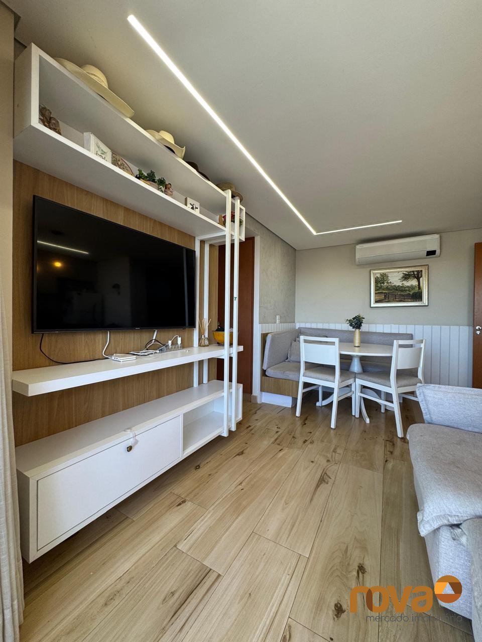 Apt Res Praça Sudoeste 1504B foto 3