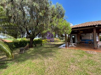 agricultural em Rua Maestro Egídio Camargo do Amaral, Centro - Londrina - PR