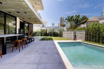 house em Avenida Marcio Ferreira de Mello e Silva, Praia Brava de Itajaí - Itajaí - SC