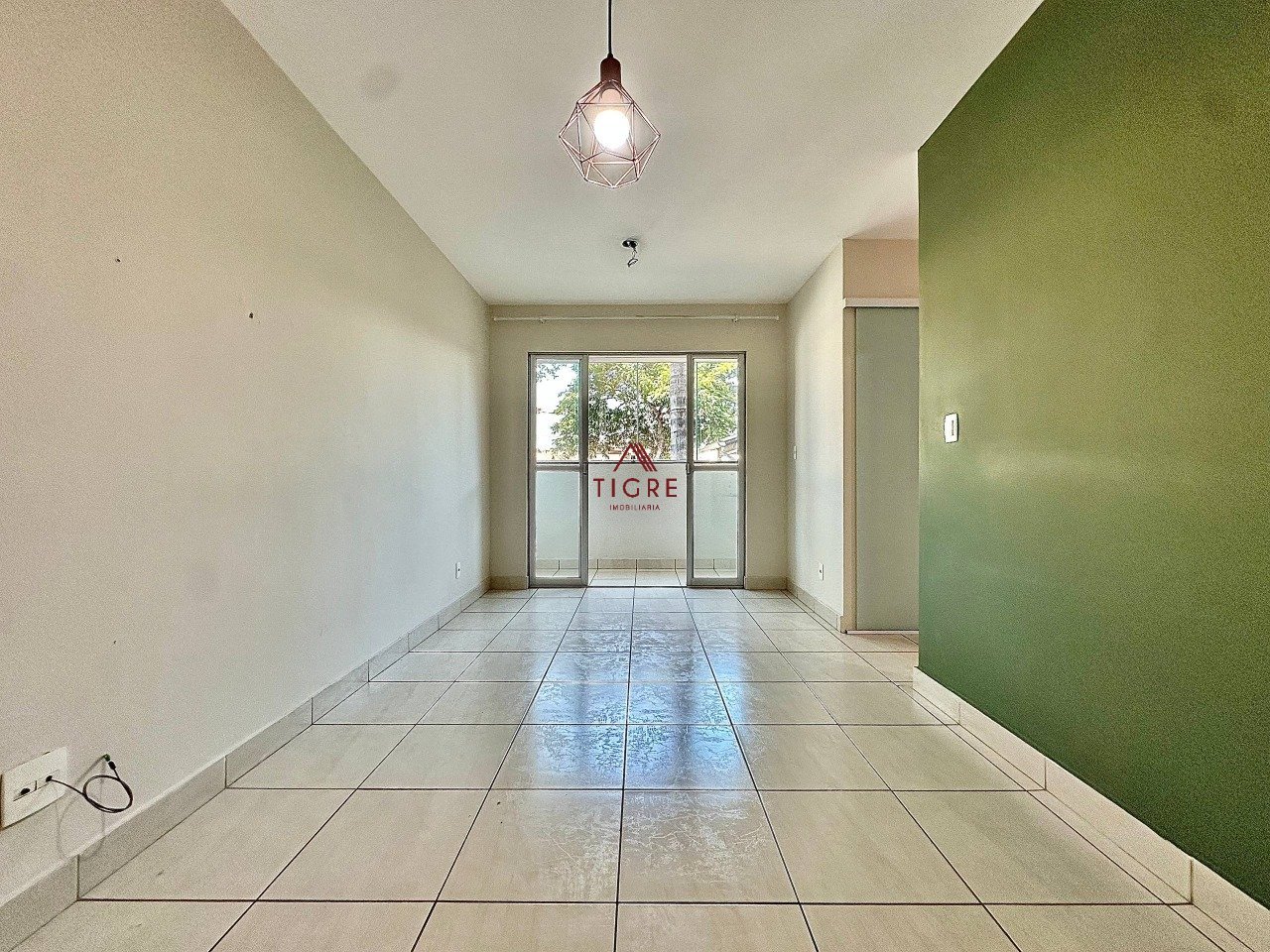 Apartamento com 2 quartos — Santa Mônica, Belo Horizonte