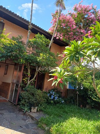house em Rua Gonçalves Ledo, Jardim Botânico - Porto Alegre - RS