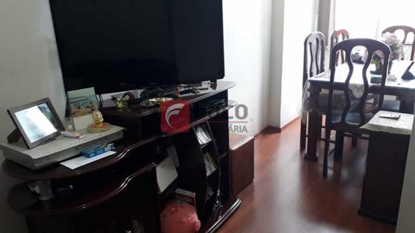 Cômodo Condomínio
