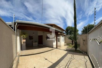 house em Rua Suécia, Jardim América - Paulínia - SP
