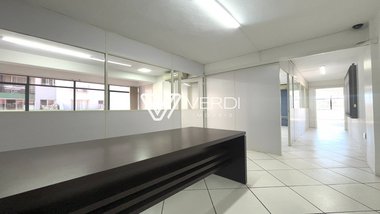 office em Rua Capitão Eleutério, Centro - Passo Fundo - RS