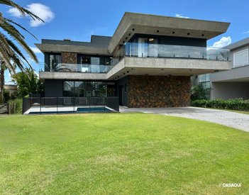 house em Avenida Paraguassu, Centro - Xangri-Lá - RS