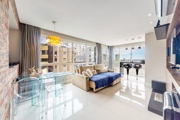 apartment em Rua Pedro Ivo, Mont Serrat - Porto Alegre - RS