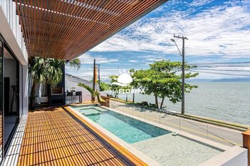 house em Haroldo Soares Glavan, Cacupé - Florianópolis - SC