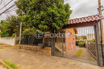 house em Rua Antônio Josephino Perrone, Espírito Santo - Porto Alegre - RS
