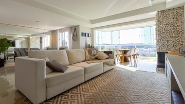 Apartamento em Rua Monsenhor Ivo Zanlorenzi, Mossunguê - Curitiba - undefined