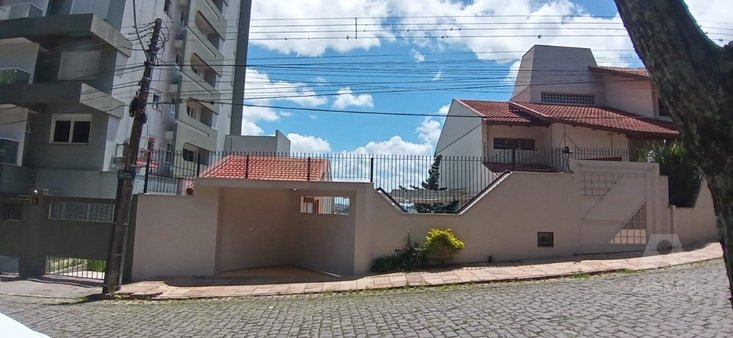 Cômodo Condomínio