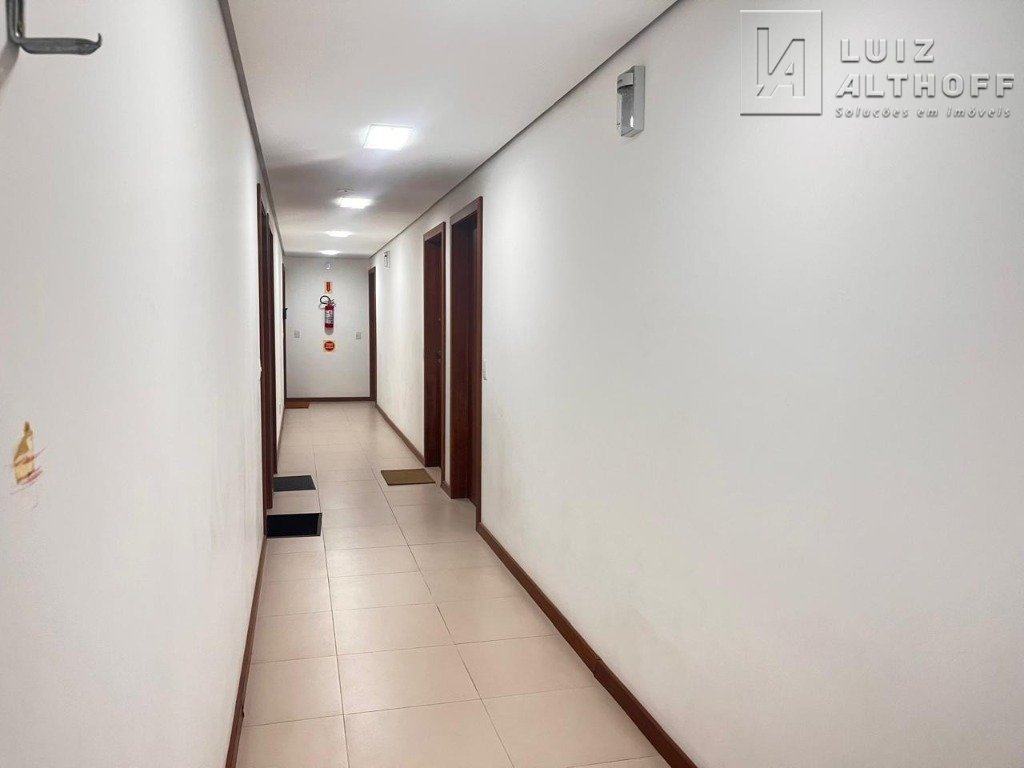 Corredor de acesso a sala